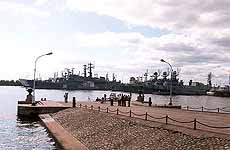 Военные корабли в Кронштадте